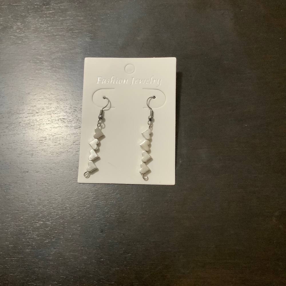 Silver dangling hearts
